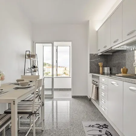 Aura Serena By Madeira Sun Travel Apartment *